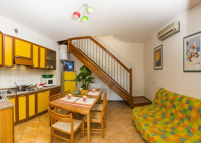 Borgo Stella Marina *