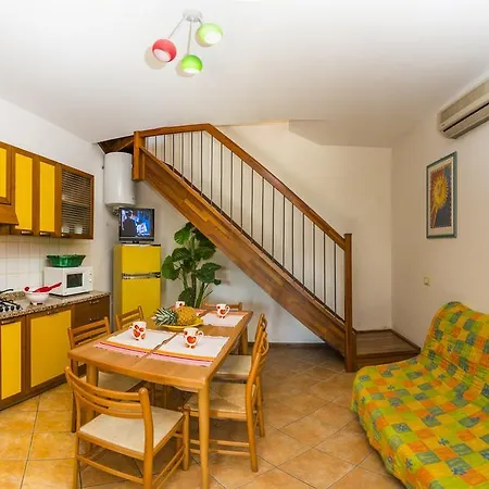 Borgo Stella Marina *